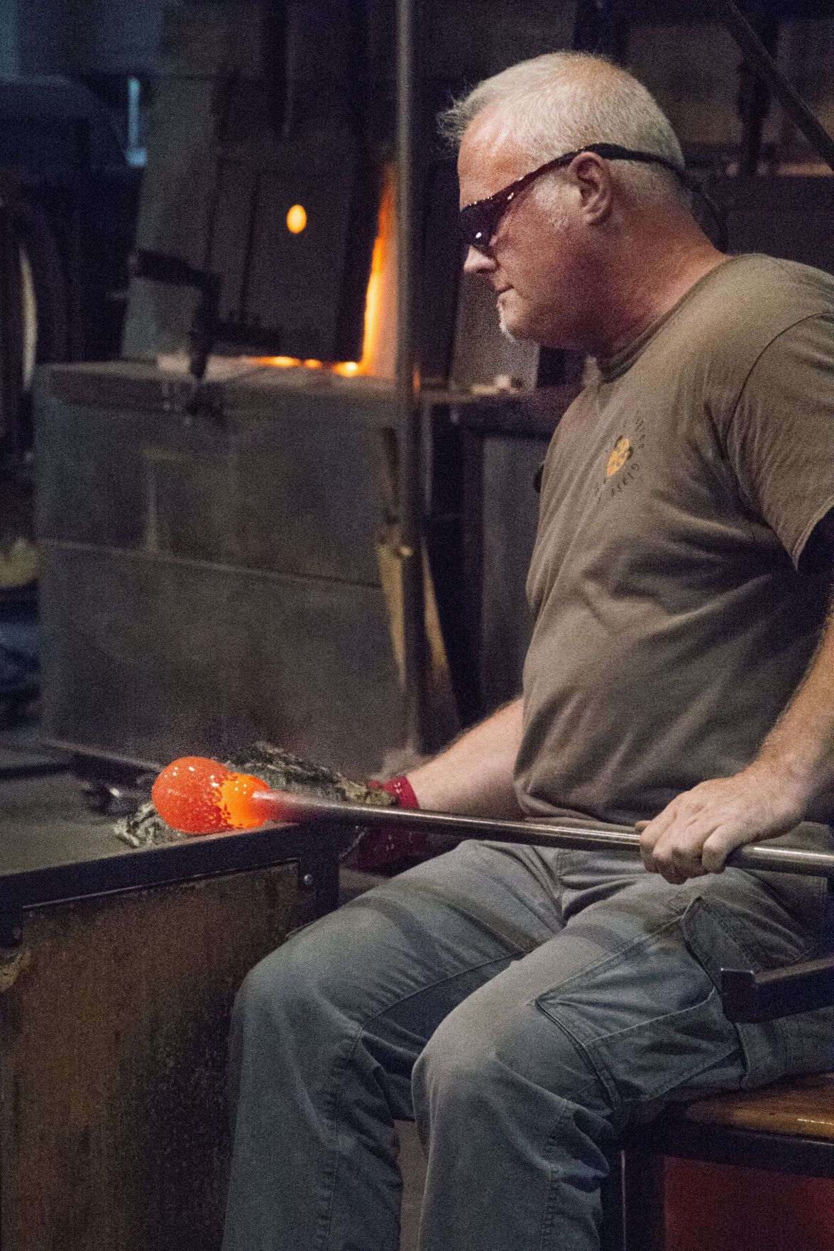 Glassblowing demonstration by Mike Moran